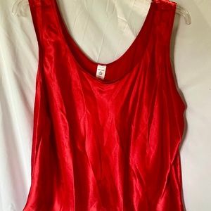 Delicates Red Polyester Tank Top, Size 2X, Item #206
